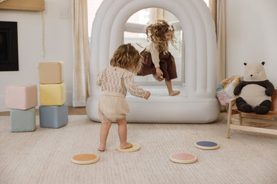 4 Rules to Make Indoor Play Engaging and Organized