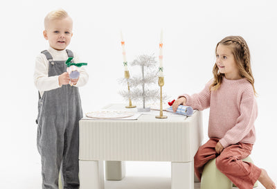A Holiday Kids' Table That Will Wow a Crowd